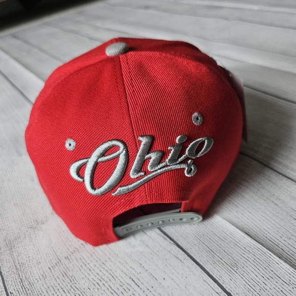 Red and Gray Ohio Snapback Hat - Picture 5 of 8